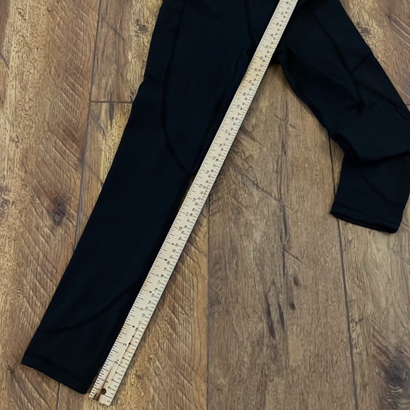 Zyia Active Black Leggings Pockets 2 - Picture 10 of 11